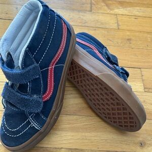 Vans Blue and Red High-Top Sneakers with Suede Finish